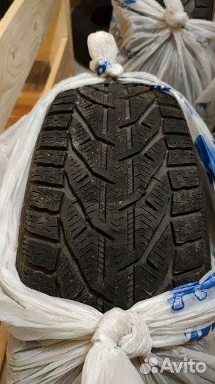 Tigar Winter 205/60 R16 96H