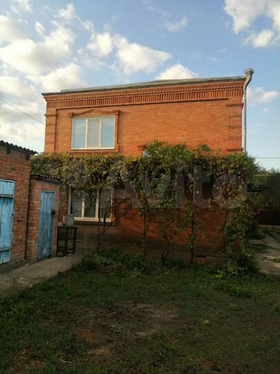 Дом 176 м² на участке 7 сот.