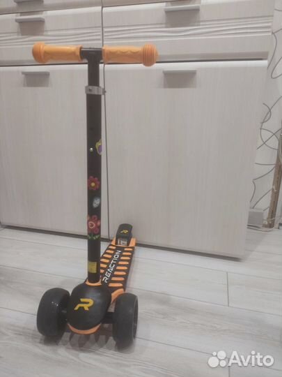 Самокат детский трехколесный