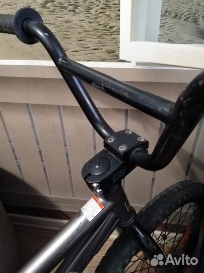 Велосипед трюковый (для дерт-джампинга)