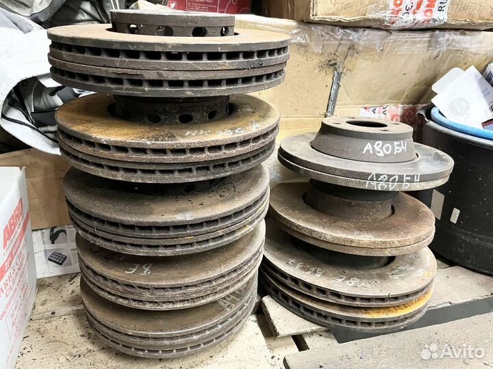 Поворотный Клак Audi 8E C5. Свежий Привоз Гарантия