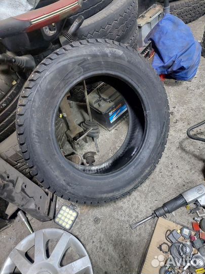 Viatti Brina Nordico V-522 195/60 R15