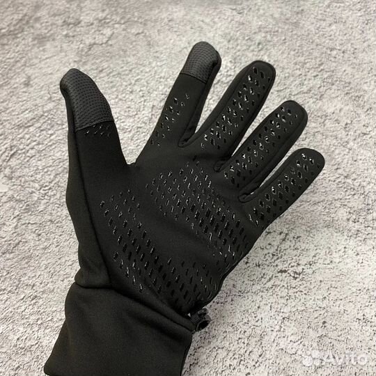 Перчатки Nike