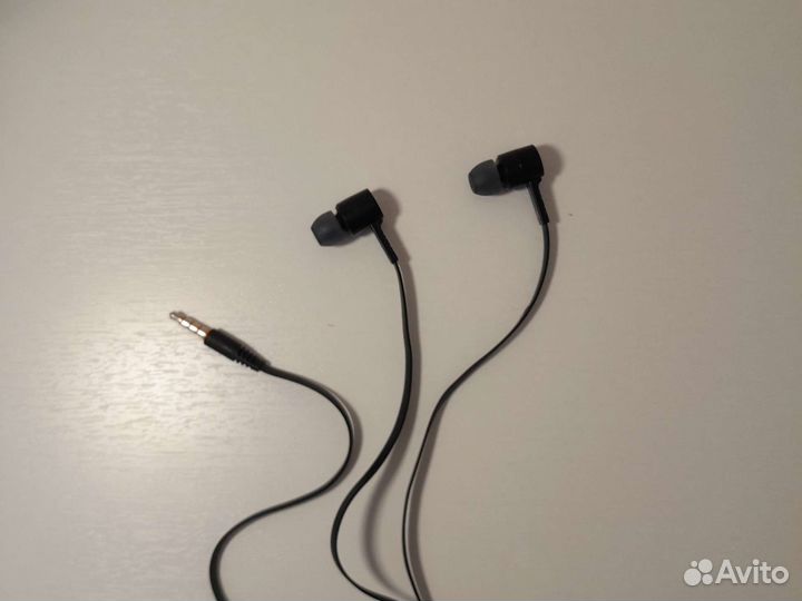 Проводные наушники бу