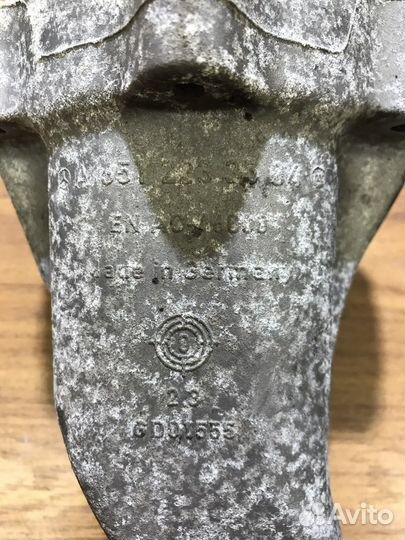 Кронштейн двигателя OM651 Mercedes