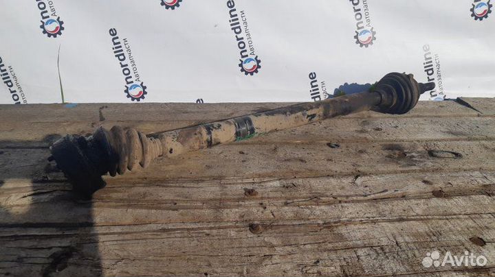 Привод передний правый Volkswagen Golf 4 хетчбек