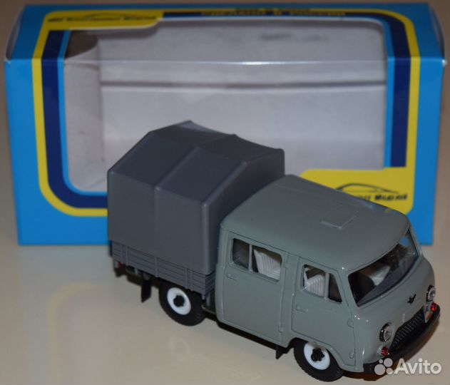 Масштабные модели автомобилей УАЗ в масштабе 1/43