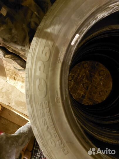 Nexen Classe Premiere 672 215/60 R17