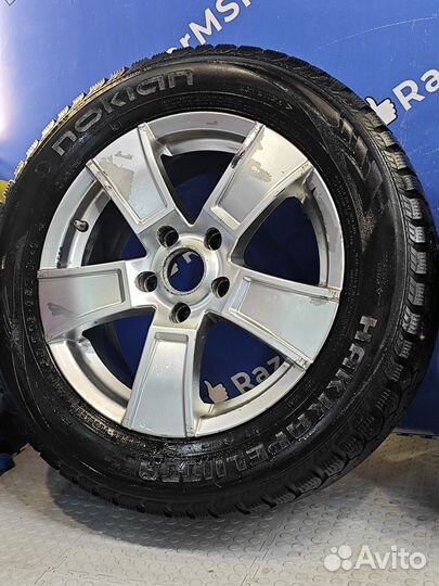 Комплект колес на зимней резине 215/60 R16