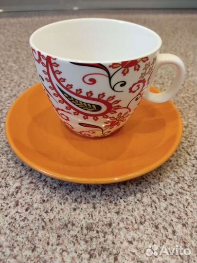 Чашка с блюдцем