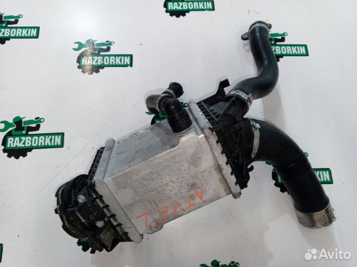 Интеркулер Bmw X5 G05 4.4L бензин N63B44D 2018