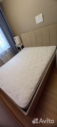 Матрас 160х200 бу