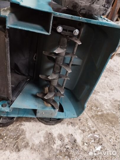 Скарификатор Makita UV3200