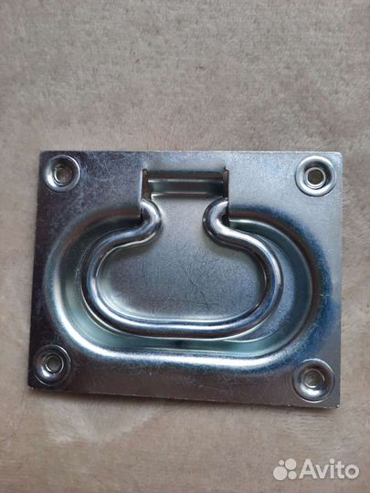 Задвижка дверная