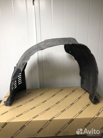 Подкрылок передний левый Lexus Rx 200