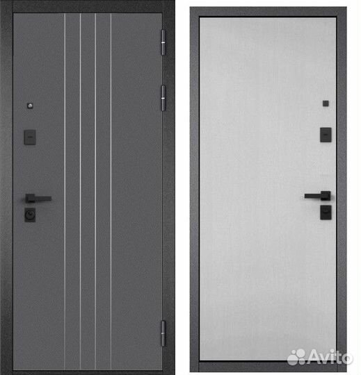 Дверь входная в квартиру