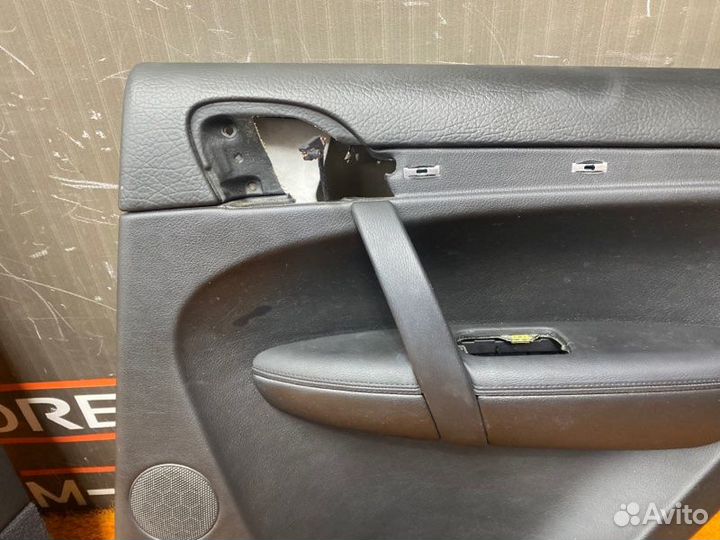 Обшивка двери задняя Porsche Cayenne 957 M5501