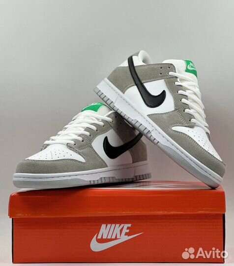 Кроссовки Nike SB Dunk Low