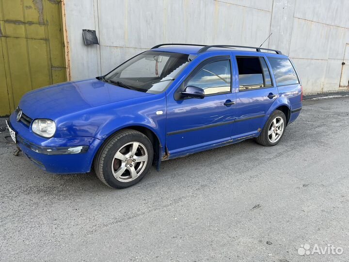 Volkswagen Golf 4 в разборе