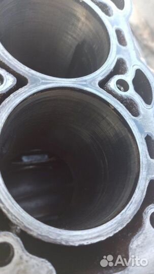 Блок цилиндров Opel Corsa C 1.0 Z10XE