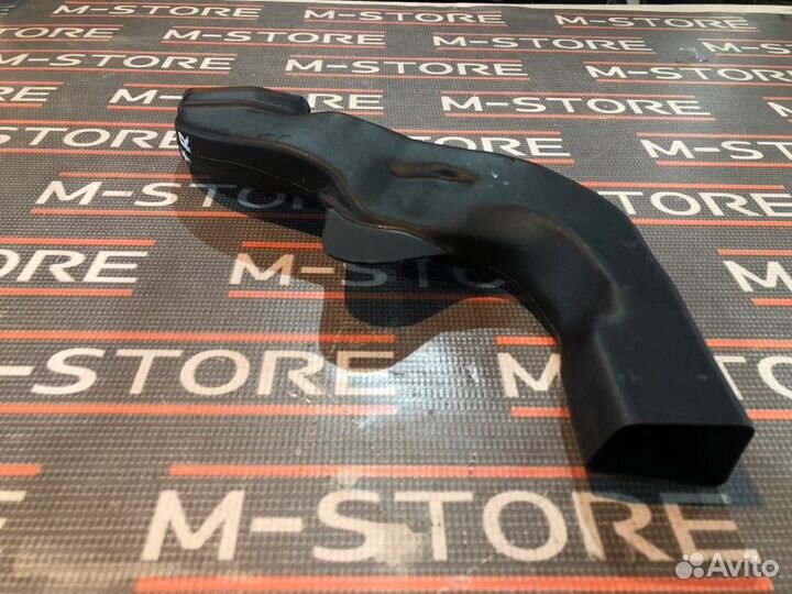 Воздуховод печки передний правый Mercedes-Benz