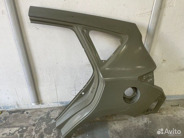 Крыло заднее левое Toyota Auris E18