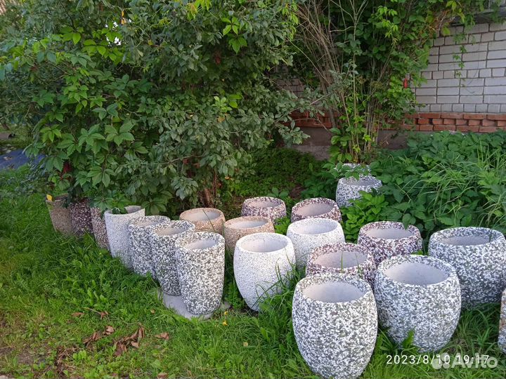 Вазы,вазоны уличные для цветов из бетона