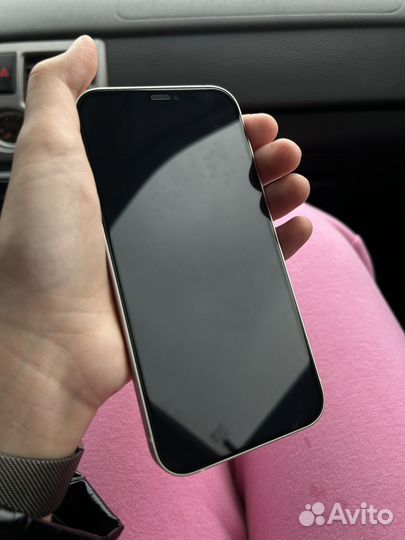 iPhone 12, 64 ГБ