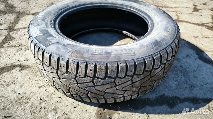 Pirelli Ice Zero 225/65 R17 106T