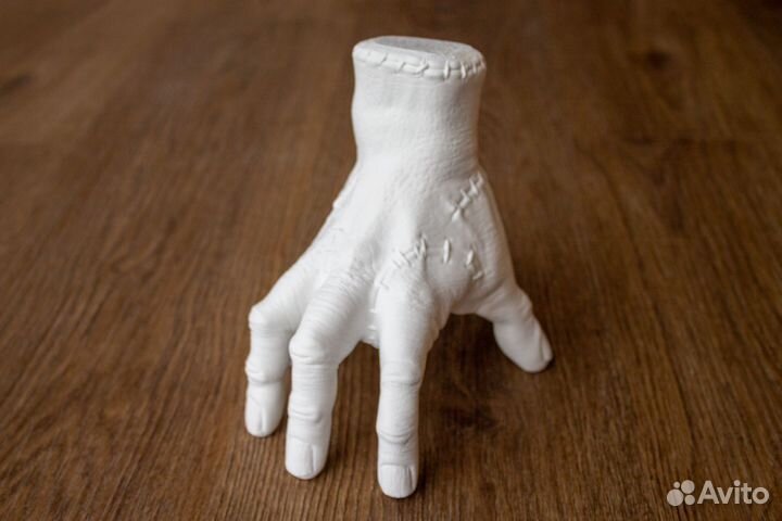 Рука (Вещь) Уэнсдей