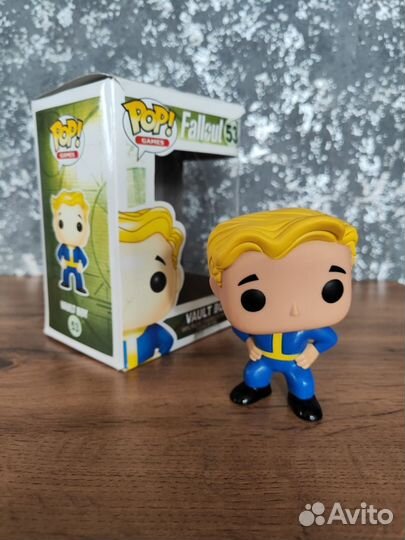 Фигурка vault boy