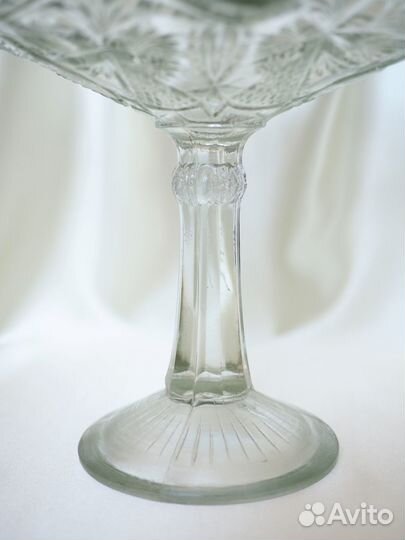Ваза на ножке гхз Ажурная Прессованное Стекло СССР