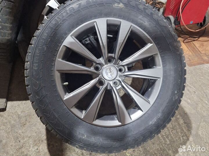 Зимняя резина с дисками r17