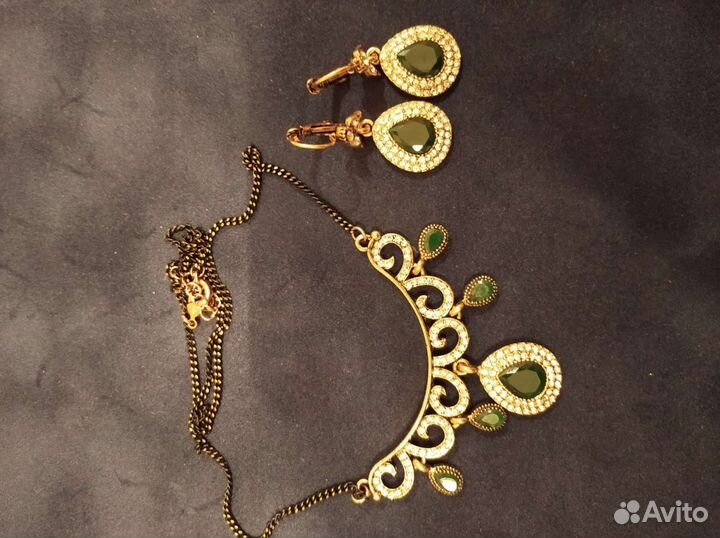 Ожерелье и серьги