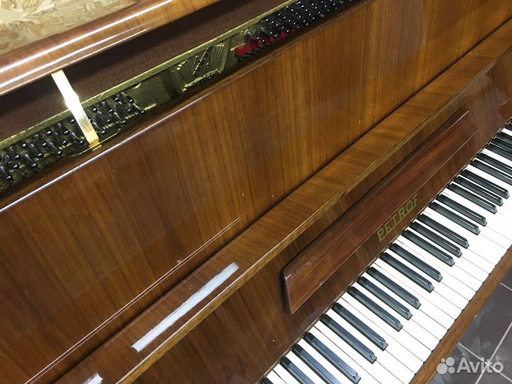 Пианино Petrof Classic