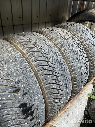 Nokian Tyres Hakkapeliitta 8 205/65 R16 99T