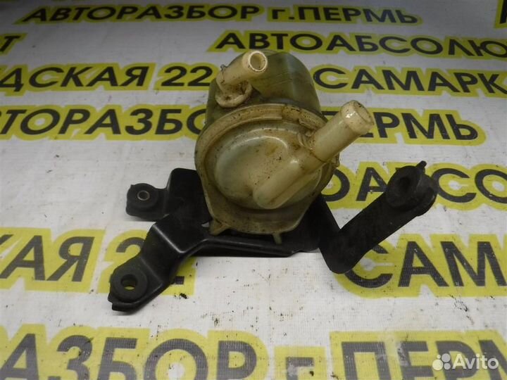 Бачок гидроусилителя Lexus RX 300/330/350/400h (X