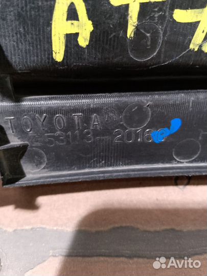 Заглушка бампера toyota caldina AT190 LH