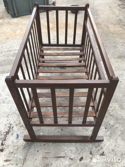 Кроватка детская