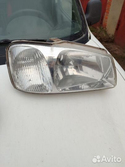 Фары на hyundai accent тагаз б/у 2.шт