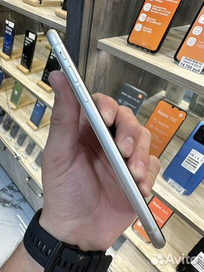 iPhone 11 64gb