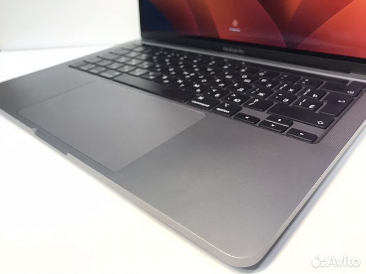 Apple MacBook Pro 13 2020 i5 Retina 8/256gb