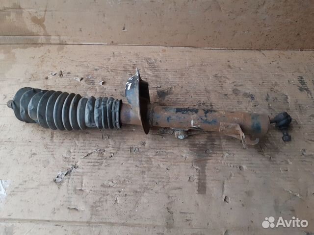 Амортизатор передний левый Форд Фокус 1