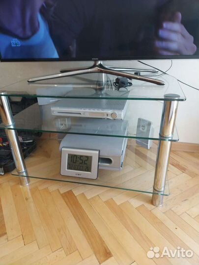 Стеклянная тумба