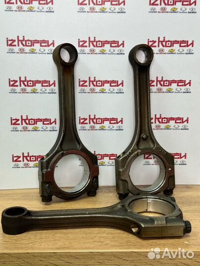 Шатун 235102B010 Hyundai Kia