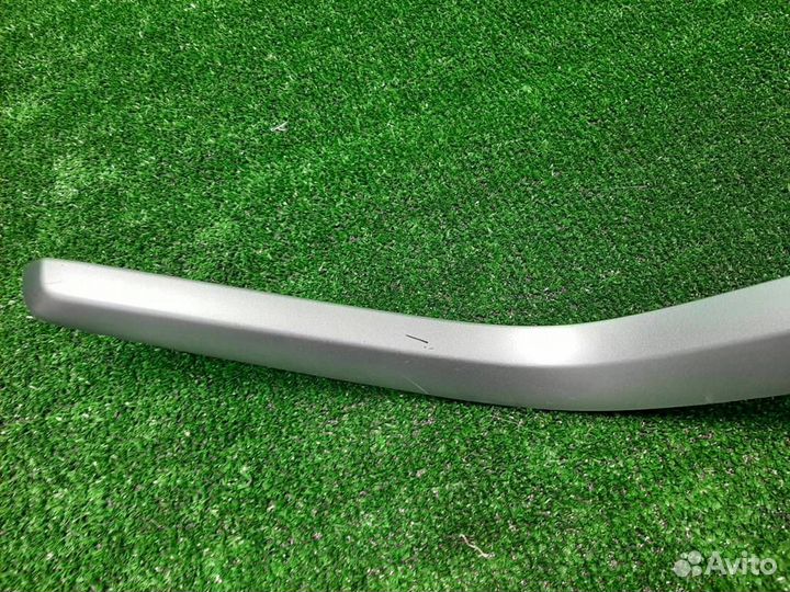 Накладка торпедо правая Suzuki Grand Vitara 2007