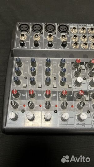 Микшерный пульт behringer 1202FX