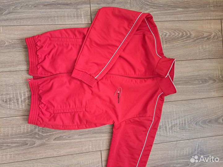 Спортивный костюм женский