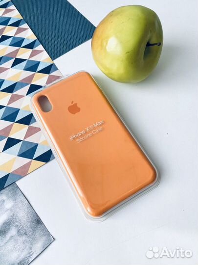 Чехол на iPhone XS Max