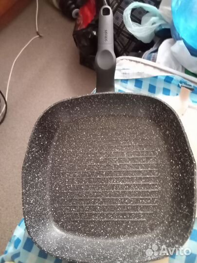 Сковорода -гриль новая